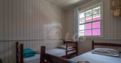 A0175 CHALET EN MEIA PRAIA, ITAPEMA – ALQUILER POR TEMPORADA