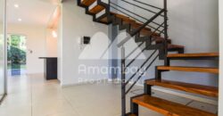 0054 DUPLEX EN LAMBARE, BARRIO PARQUES DEL YACHT