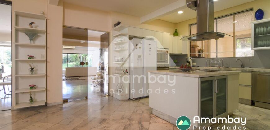 0127 RESIDENCIA EN LAMBARÉ, ZONA YACHT Y GOLF CLUB