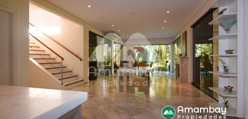 0127 RESIDENCIA EN LAMBARÉ, ZONA YACHT Y GOLF CLUB