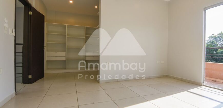 0054 DUPLEX EN LAMBARE, BARRIO PARQUES DEL YACHT