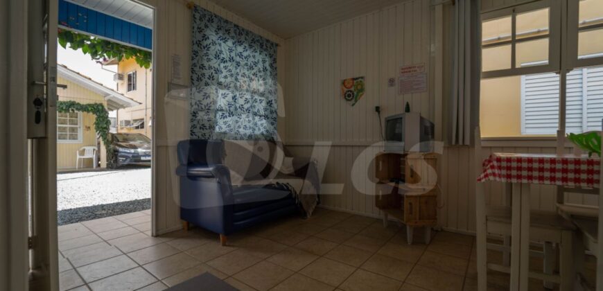 A0175 CHALET EN MEIA PRAIA, ITAPEMA – ALQUILER POR TEMPORADA