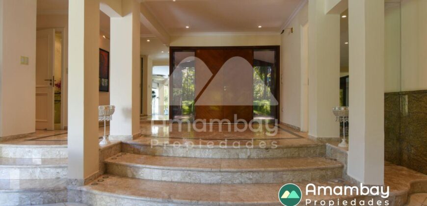 0127 RESIDENCIA EN LAMBARÉ, ZONA YACHT Y GOLF CLUB