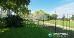 0127 RESIDENCIA EN LAMBARÉ, ZONA YACHT Y GOLF CLUB