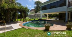 0127 RESIDENCIA EN LAMBARÉ, ZONA YACHT Y GOLF CLUB