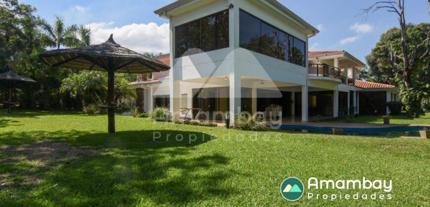 0127 RESIDENCIA EN LAMBARÉ, ZONA YACHT Y GOLF CLUB