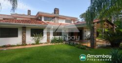 0127 RESIDENCIA EN LAMBARÉ, ZONA YACHT Y GOLF CLUB