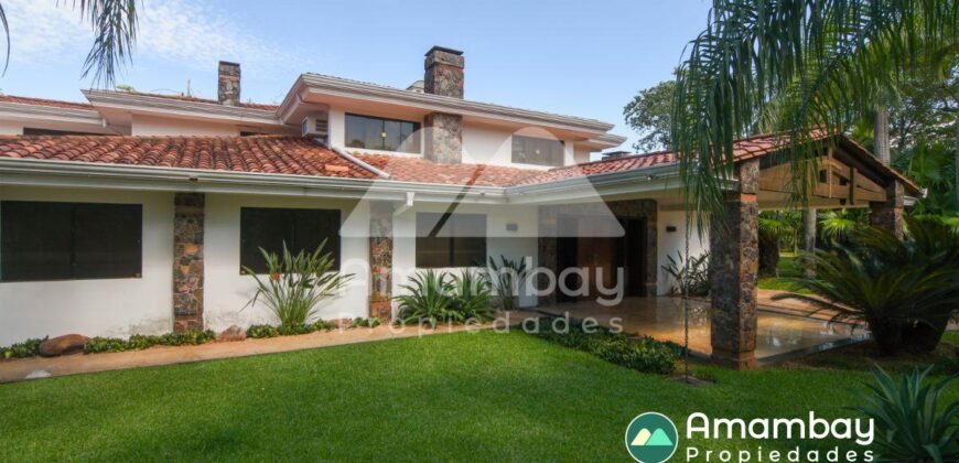 0127 RESIDENCIA EN LAMBARÉ, ZONA YACHT Y GOLF CLUB