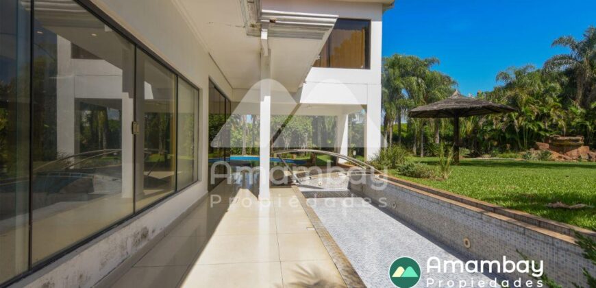 0127 RESIDENCIA EN LAMBARÉ, ZONA YACHT Y GOLF CLUB