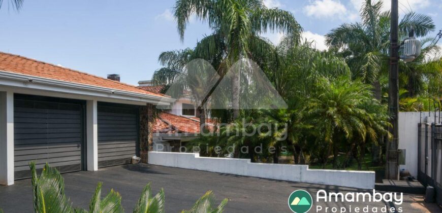 0127 RESIDENCIA EN LAMBARÉ, ZONA YACHT Y GOLF CLUB