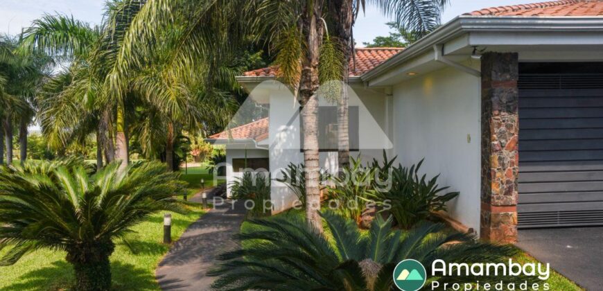 0127 RESIDENCIA EN LAMBARÉ, ZONA YACHT Y GOLF CLUB