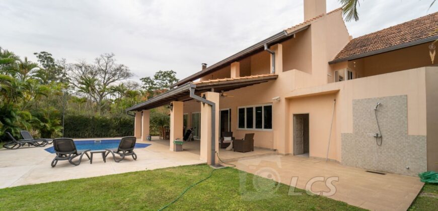 A0206 ALQUILO RESIDENCIA EN LAMBARÉ, ZONA YACHT Y GOLF CLUB