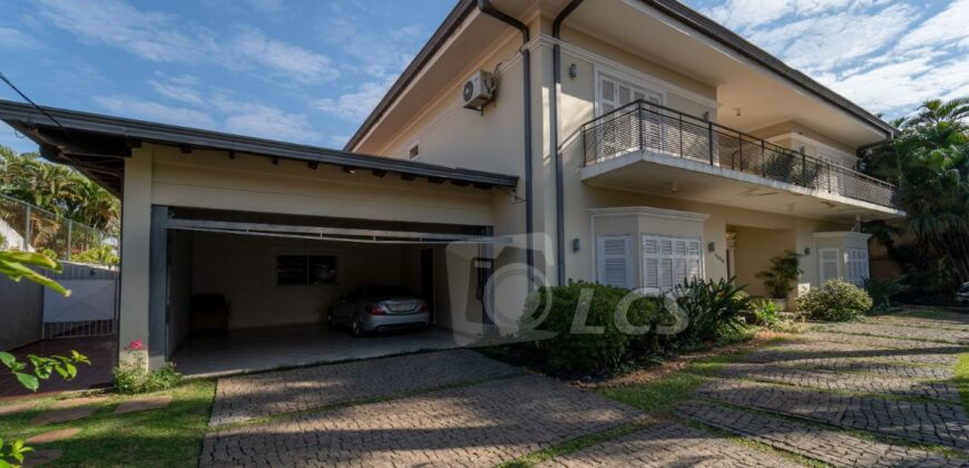 0174 RESIDENCIA EN BARRIO RECOLETA, ZONA AVDA. CHOFERES DEL CHACO