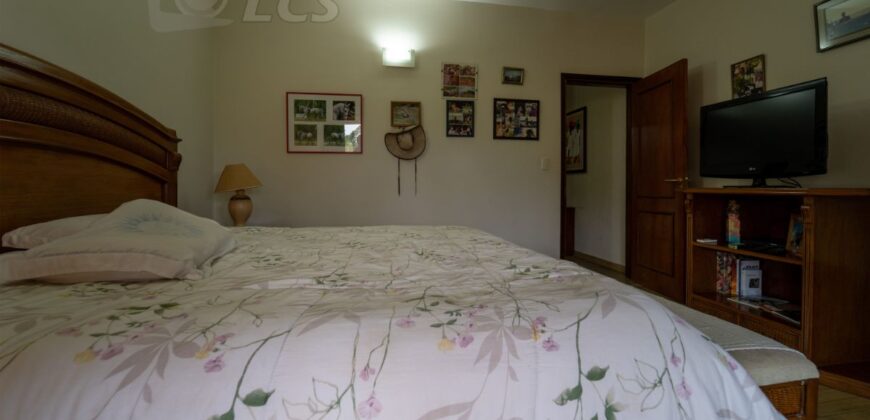 A0206 ALQUILO RESIDENCIA EN LAMBARÉ, ZONA YACHT Y GOLF CLUB