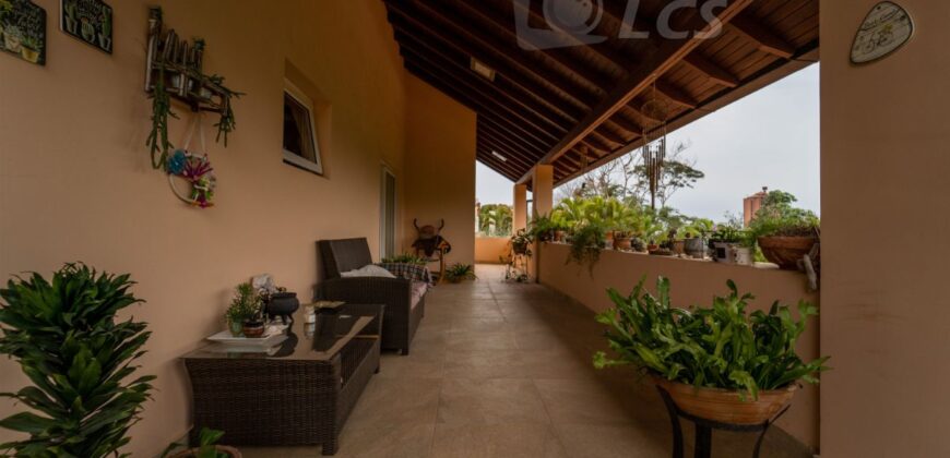 A0206 ALQUILO RESIDENCIA EN LAMBARÉ, ZONA YACHT Y GOLF CLUB