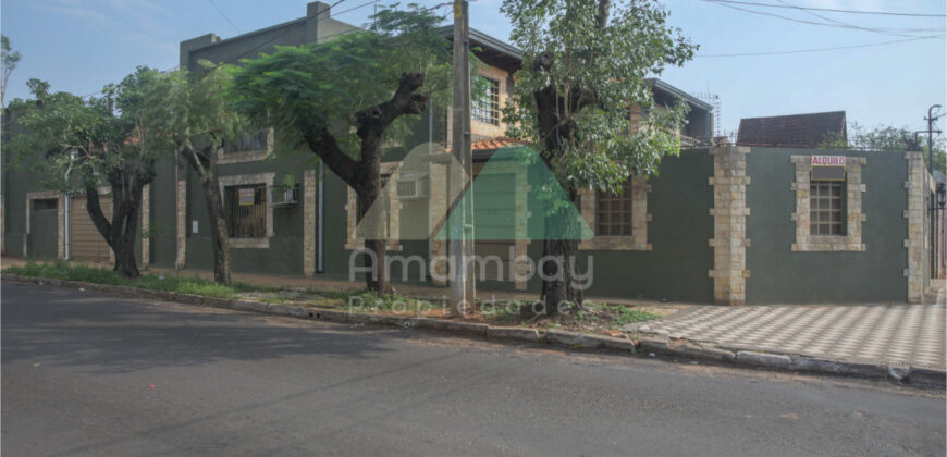 A0076 ALQUILO CASA PARA VIVIENDA U OFICINA, BARRIO GENERAL DÍAZ