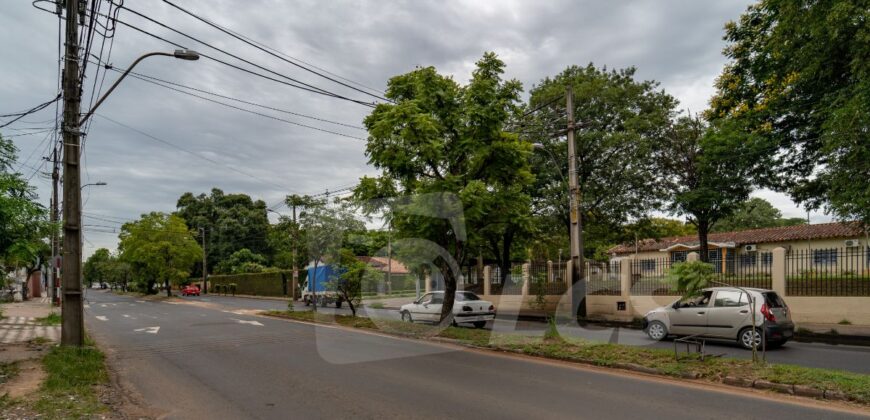 0265 TERRENO EN BARRIO BELLA VISTA, ZONA AVDA. SANTÍSIMO SACRAMENTO