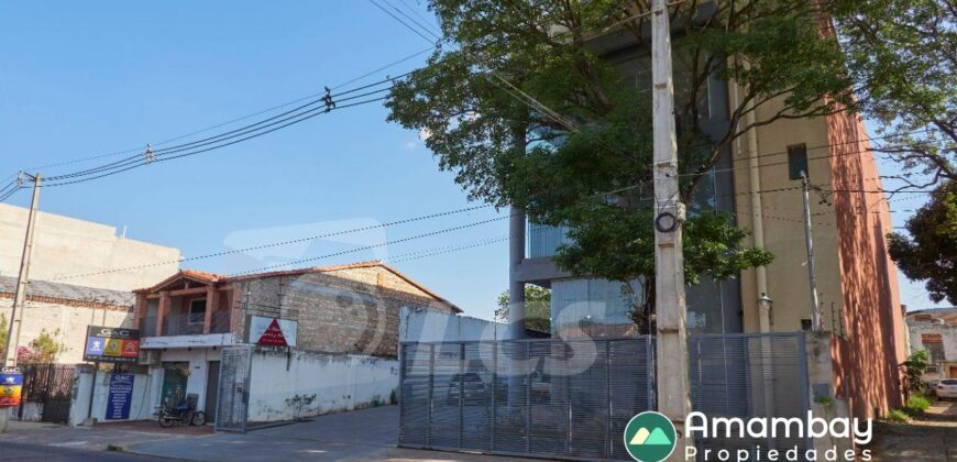 A0050 ALQUILO EDIFICIO EN BARRIO MBURICAO, ZONA AVDA. EUSEBIO AYALA