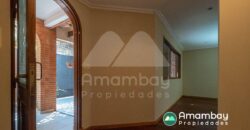 0392 RESIDENCIA EN BARRIO CARMELITAS, ZONA AVDA. SAN MARTÍN