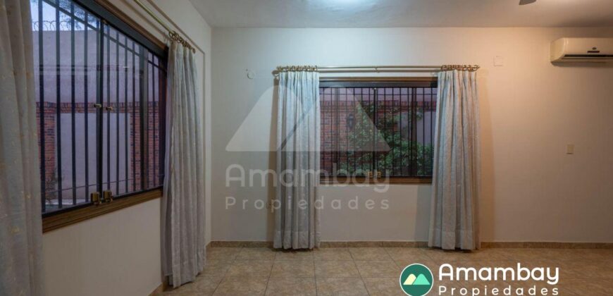 0414 RESIDENCIA EN BARRIO LAS MERCEDES, ZONA AVDA. ESPAÑA