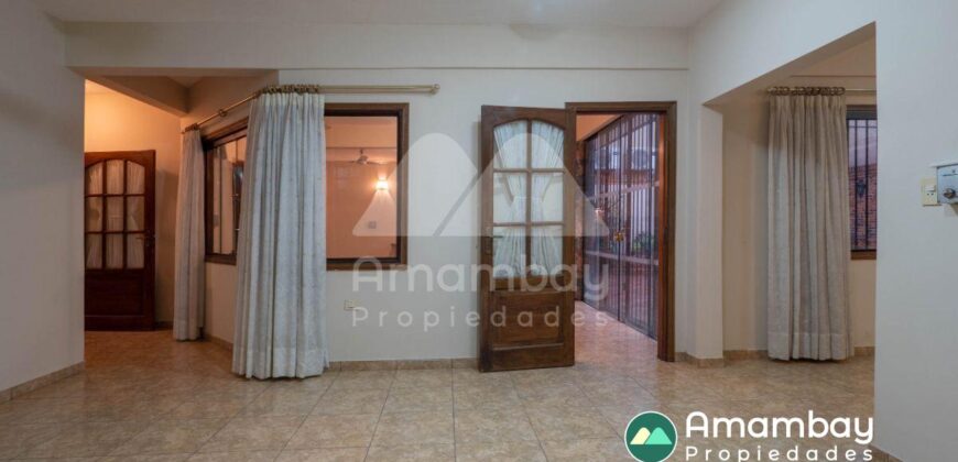 0414 RESIDENCIA EN BARRIO LAS MERCEDES, ZONA AVDA. ESPAÑA