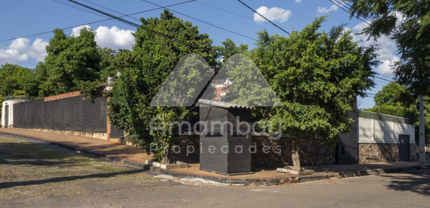 0432 CASA EN LAMBARÉ, BARRIO MBACHIO