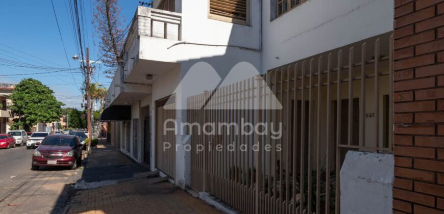 0476 CASA EN BARRIO GENERAL DÍAZ, A CUADRAS DEL CENTRO DE ASUNCIÓN