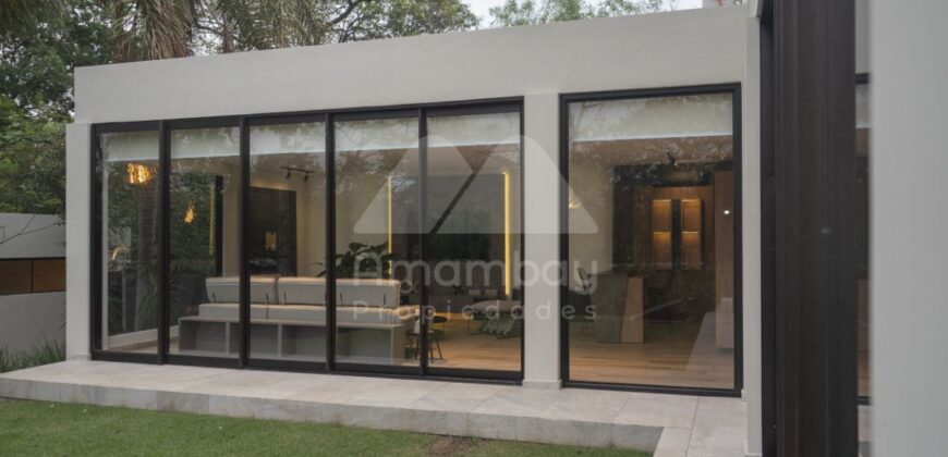 0496 RESIDENCIA A ESTRENAR EN SAN BERNARDINO, ZONA AVDA. GUILLERMO NAUMANN 