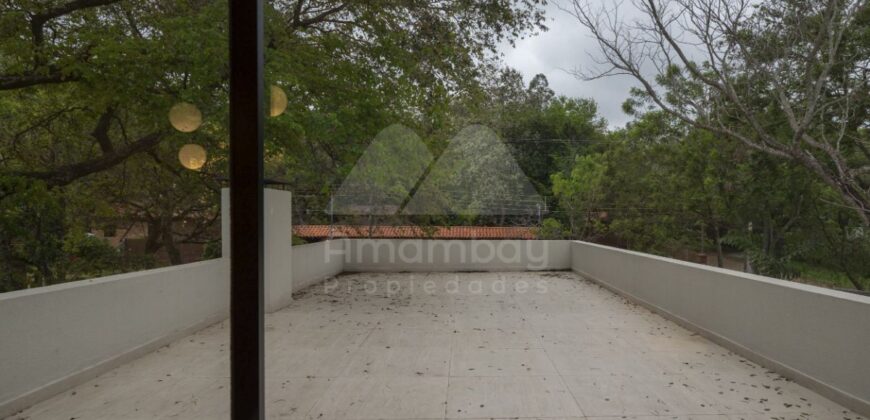 0496 RESIDENCIA A ESTRENAR EN SAN BERNARDINO, ZONA AVDA. GUILLERMO NAUMANN 