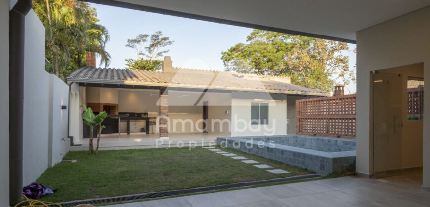 0492 CASA A ESTRENAR EN LAMBARÉ, ZONA AVDA. REPÚBLICA ARGENTINA