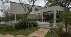 0496 RESIDENCIA A ESTRENAR EN SAN BERNARDINO, ZONA AVDA. GUILLERMO NAUMANN 