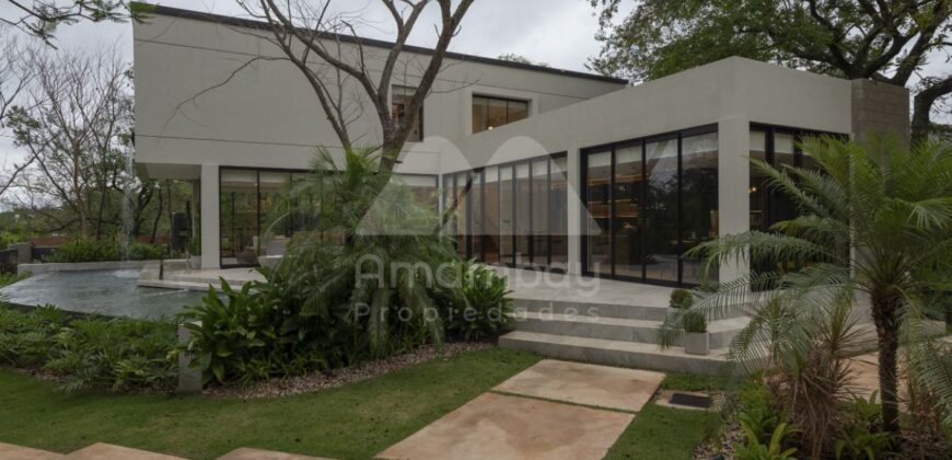 0496 RESIDENCIA A ESTRENAR EN SAN BERNARDINO, ZONA AVDA. GUILLERMO NAUMANN 