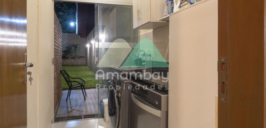 0525 DUPLEX EN LAMBARÉ, ZONA YACHT Y GOLF CLUB