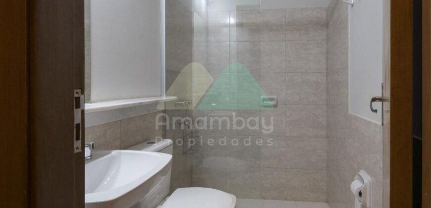 0525 DUPLEX EN LAMBARÉ, ZONA YACHT Y GOLF CLUB